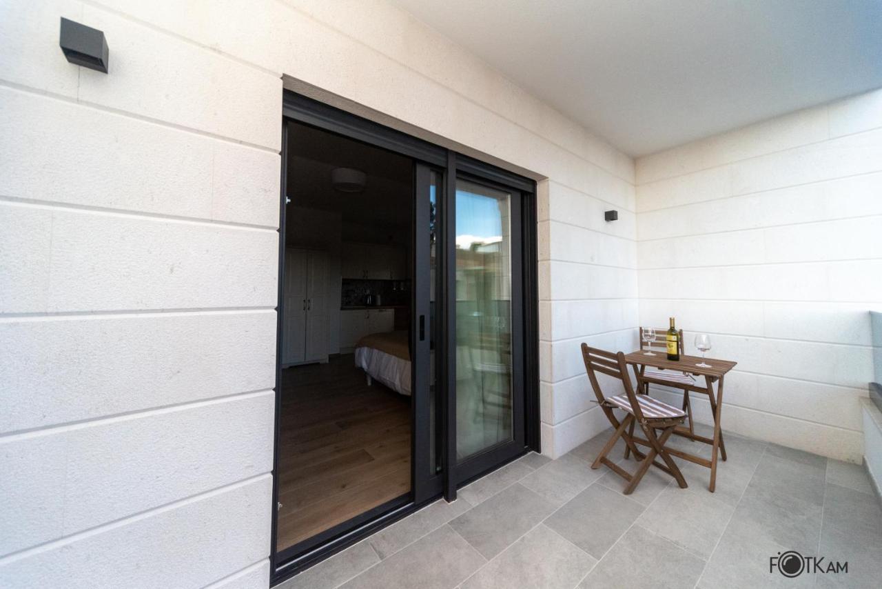 Libar Studio Apartments Baška Voda Esterno foto