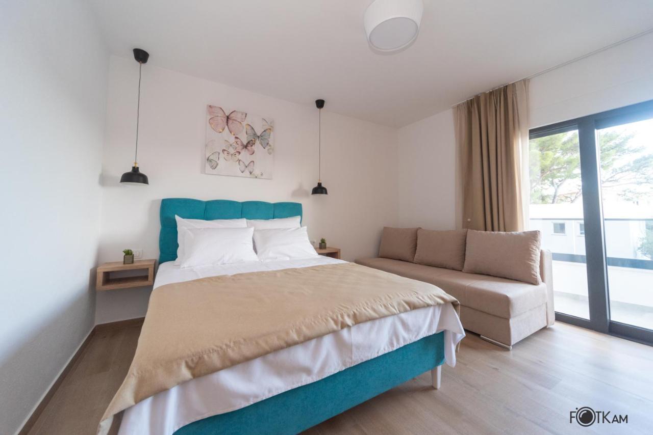 Libar Studio Apartments Baška Voda Esterno foto