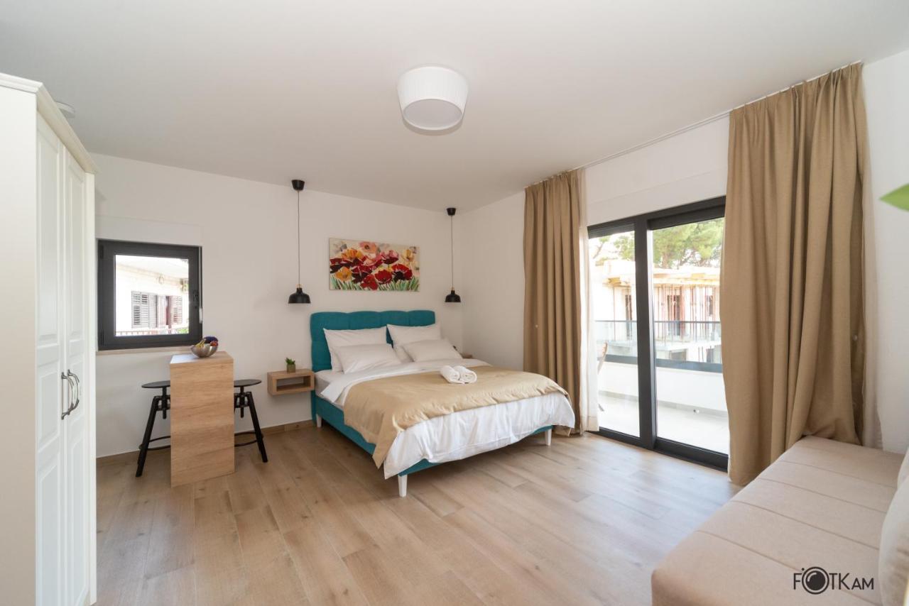 Libar Studio Apartments Baška Voda Esterno foto