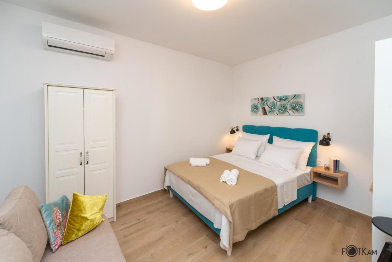 Libar Studio Apartments Baška Voda Esterno foto